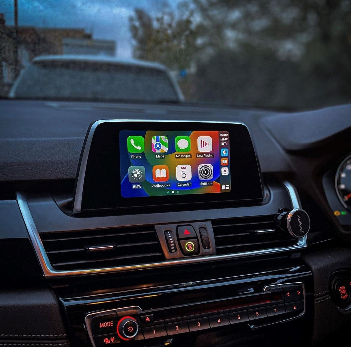 APPLE CARPLAY ENTRYNAV2 / BUSINESS NAV ACTIVATION